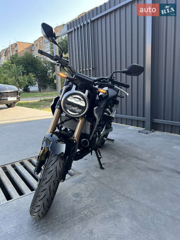 Honda CB 300R 2021