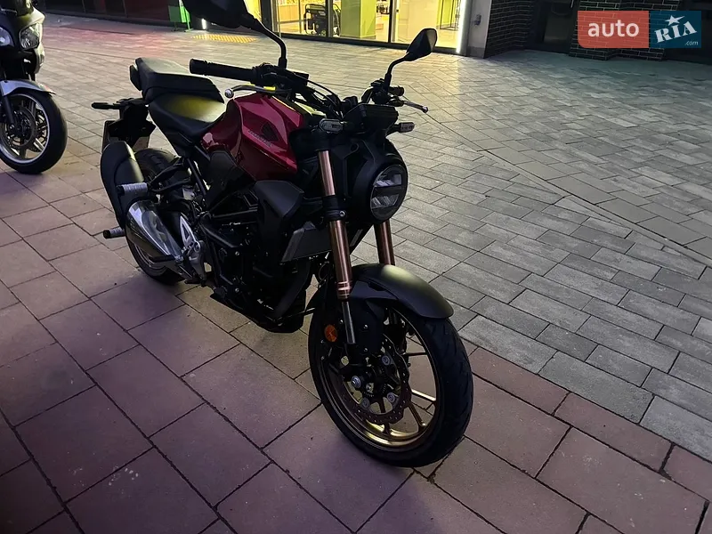 Honda CB 300R 2021
