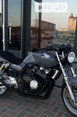 Мотоцикл Без обтекателей (Naked bike) Honda CB 400SF 2000 в Вараше