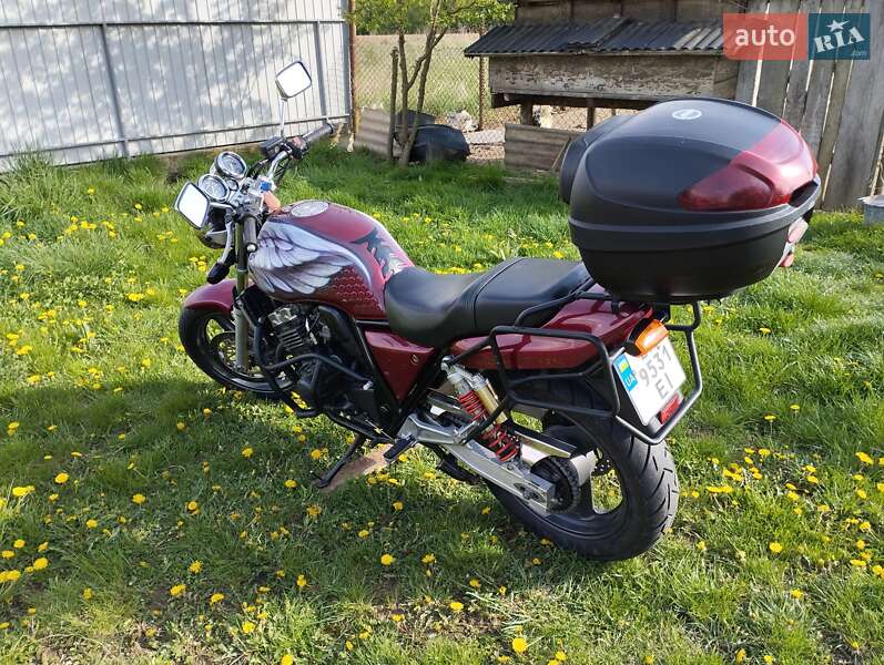 Мотоцикл Классик Honda CB 400SF 1993 в Сторожинце