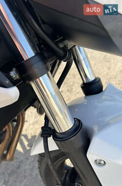 Мотоцикл Без обтекателей (Naked bike) Honda CB 400SF 2013 в 