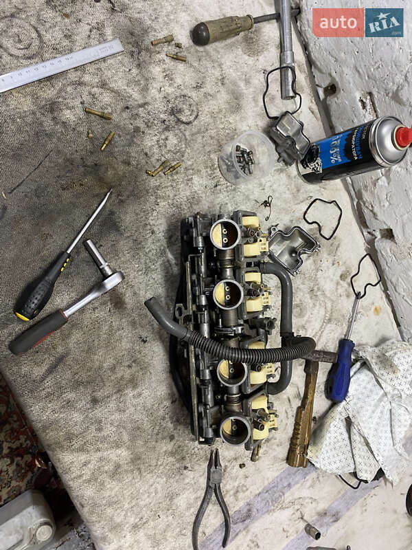 Мотоцикли Honda CB 400SF 1998 в Бишеві