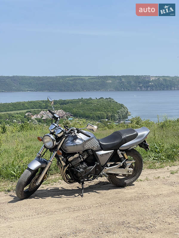 Honda CB 400SF 1997