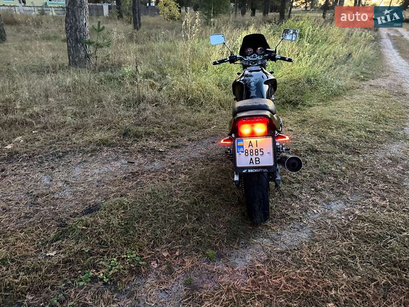 Мотоцикл Без обтекателей (Naked bike) Honda CB 400SF 1998 в Шостке фото 10 Мотоцикл Без обтекателей (Naked bike) Honda CB 400SF 1998 в Шостке