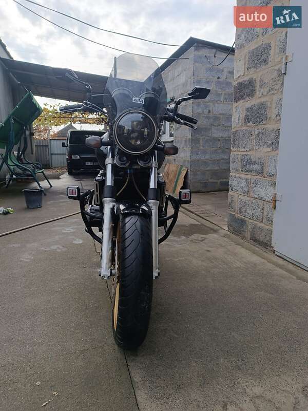 Мотоцикл Классік Honda CB 400SF 2003 в Слов'янську фото 75 Мотоцикл Классік Honda CB 400SF 2003 в Слов'янську