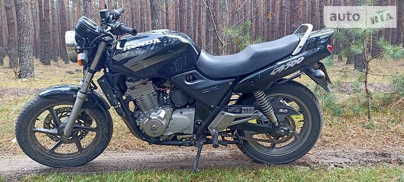 Honda CB 500