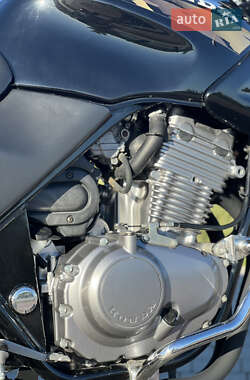 Мотоцикл Без обтекателей (Naked bike) Honda CB 500 1996 в 