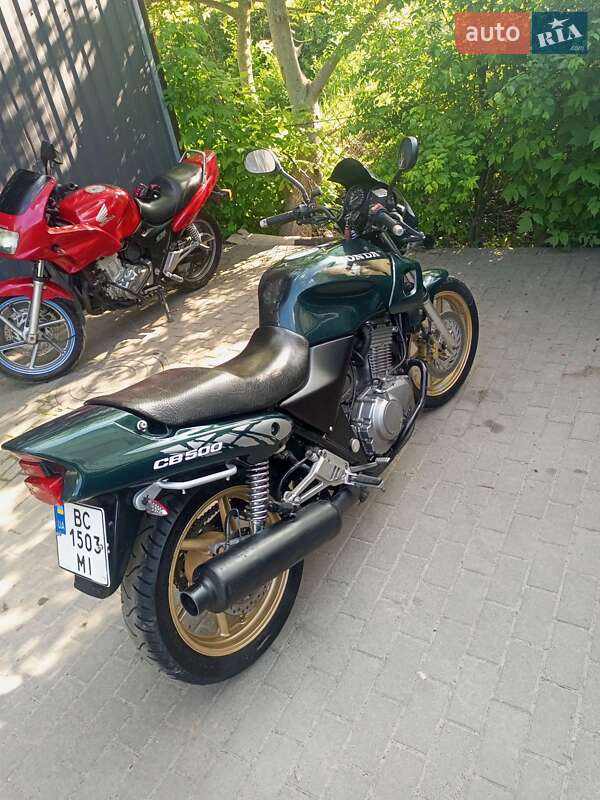 Мотоцикл Спорт-туризм Honda CB 500 1997 в 