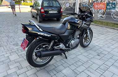 Мотоцикл Классик Honda CB 500 2000 в 