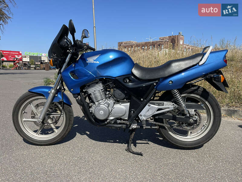 Мотоцикл Классик Honda CB 500 2002 в 