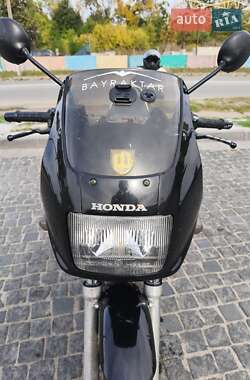 Мотоцикл Многоцелевой (All-round) Honda CB 500 2001 в  фото 8 Мотоцикл Многоцелевой (All-round) Honda CB 500 2001 в