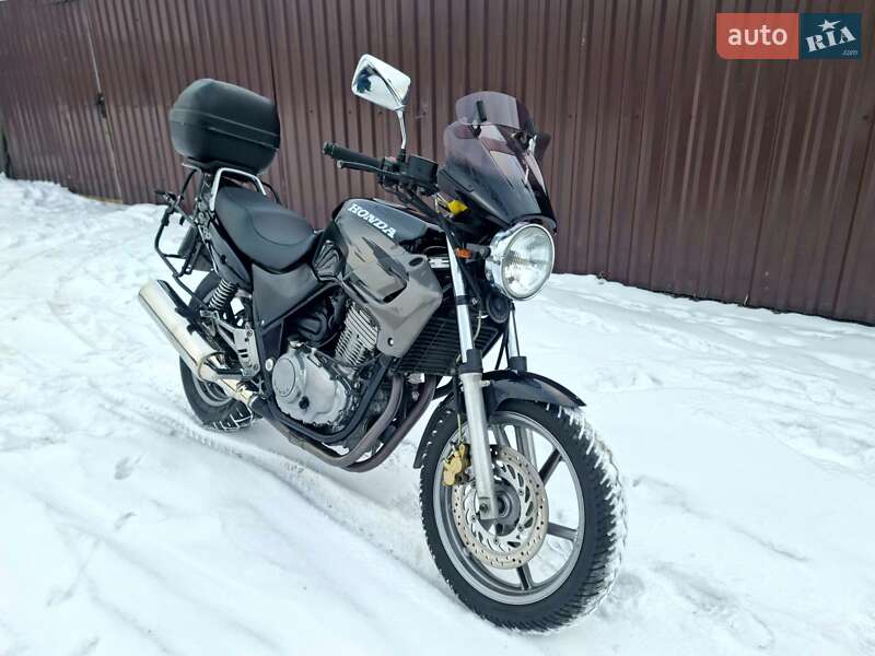 Мотоцикл Без обтекателей (Naked bike) Honda CB 500 1998 в Павлограде фото 3 Мотоцикл Без обтекателей (Naked bike) Honda CB 500 1998 в Павлограде