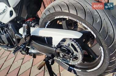 Мотоцикл Без обтекателей (Naked bike) Honda CB 600F Hornet 2010 в 