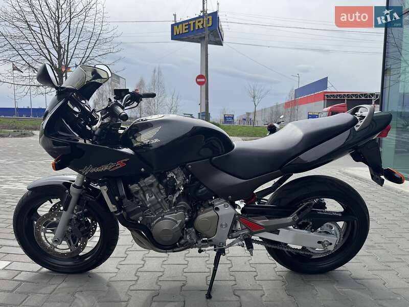 Мотоцикл Спорт-туризм Honda CB 600F Hornet 2000 в Ровно