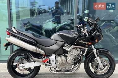 Мотоцикл Спорт-туризм Honda CB 600F Hornet 2000 в 