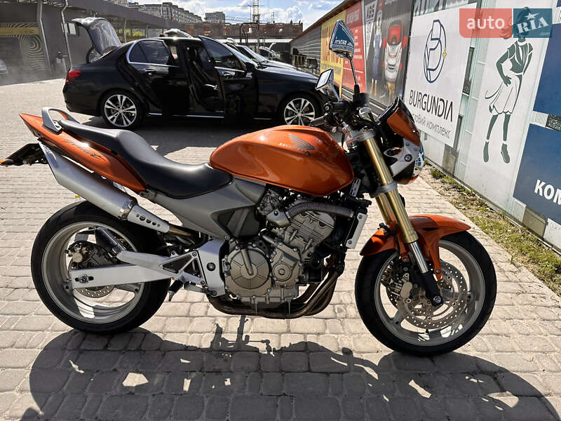 Мотоцикл Без обтекателей (Naked bike) Honda CB 600F Hornet 2005 в 