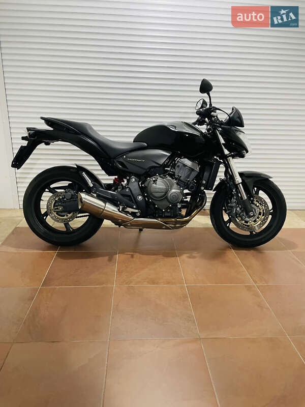 Мотоцикл Без обтікачів (Naked bike) Honda CB 600F Hornet 2010 в 