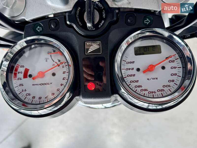 Мотоцикл Без обтекателей (Naked bike) Honda CB 600F Hornet 2004 в Хмельницком