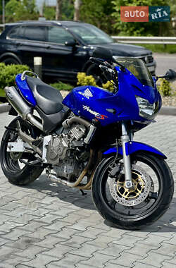 Мотоцикл Классик Honda CB 600F Hornet 2001 в Виннице
