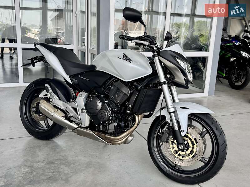 Мотоцикл Без обтекателей (Naked bike) Honda CB 600F Hornet 2011 в 
