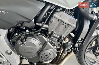 Мотоцикл Без обтекателей (Naked bike) Honda CB 600F Hornet 2011 в 