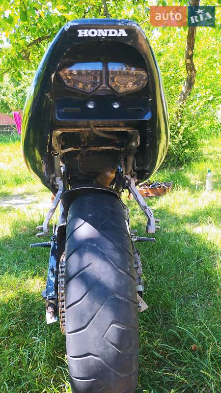 Honda CB 600F Hornet 2000