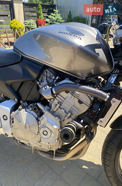 Мотоцикл Без обтекателей (Naked bike) Honda CB 600F Hornet 2006 в 