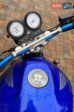 Мотоцикл Без обтікачів (Naked bike) Honda CB 600F Hornet 2003 в 
