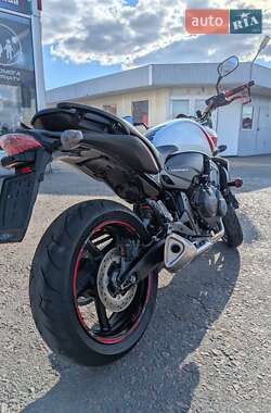 Мотоцикл Без обтекателей (Naked bike) Honda CB 600F Hornet 2010 в 