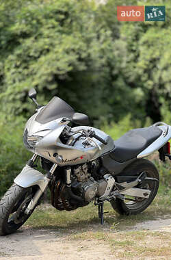 Мотоцикл Спорт-туризм Honda CB 600F Hornet 1999 в 