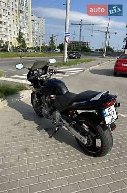 Мотоцикл Без обтекателей (Naked bike) Honda CB 600F Hornet 2002 в 