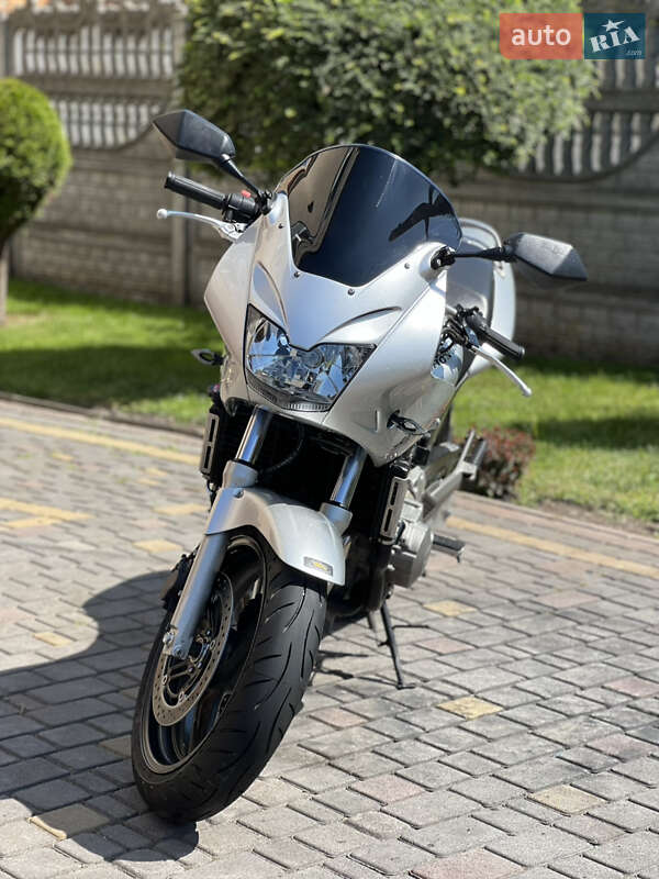 Мотоцикл Спорт-туризм Honda CB 600F Hornet 2001 в Буську