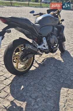 Мотоцикл Без обтекателей (Naked bike) Honda CB 600F Hornet 2012 в 