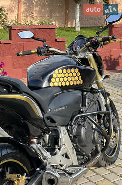 Мотоцикл Без обтекателей (Naked bike) Honda CB 600F Hornet 2010 в 