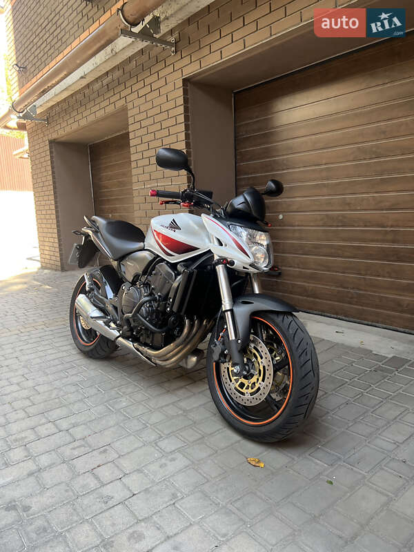 Спортбайк Honda CB 600F Hornet 2008 в Днепре фото Спортбайк Honda CB 600F Hornet 2008 в Днепре