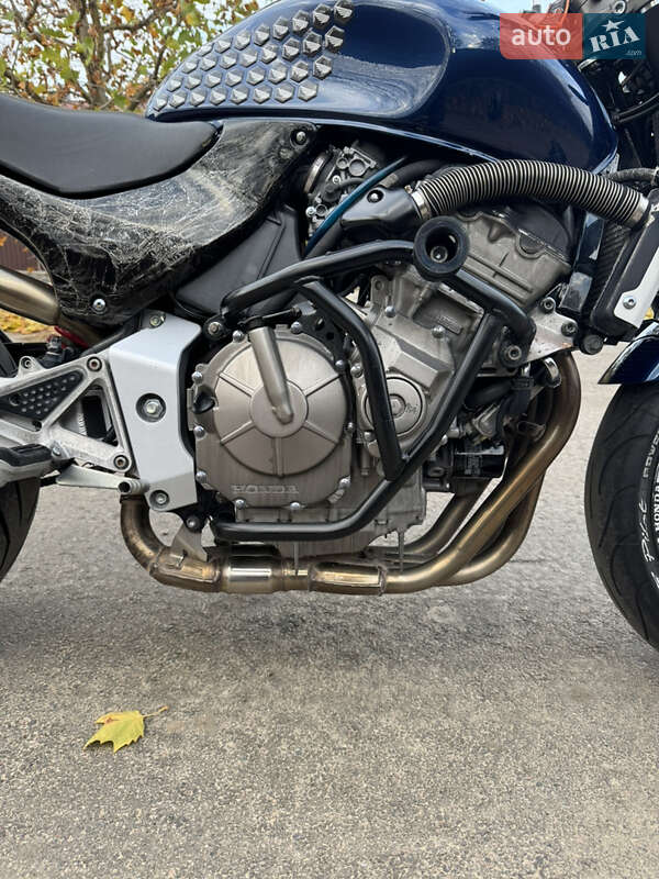 Мотоцикл Без обтекателей (Naked bike) Honda CB 600F Hornet 2002 в Ольгополе фото 16 Мотоцикл Без обтекателей (Naked bike) Honda CB 600F Hornet 2002 в Ольгополе