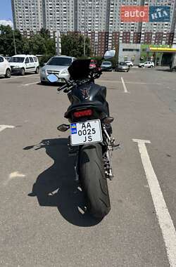 Мотоцикл Спорт-туризм Honda CB 650F 2014 в 