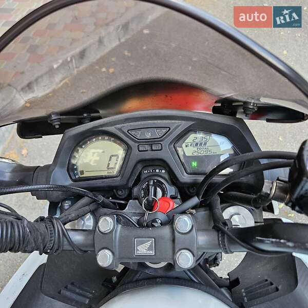 Мотоцикл Без обтекателей (Naked bike) Honda CB 650F 2014 в Киеве