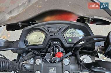Мотоцикл Без обтекателей (Naked bike) Honda CB 650F 2014 в 