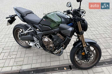 Мотоцикл Без обтікачів (Naked bike) Honda CB 650R 2024 в 