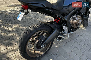 Мотоцикл Без обтекателей (Naked bike) Honda CB 650R 2023 в 