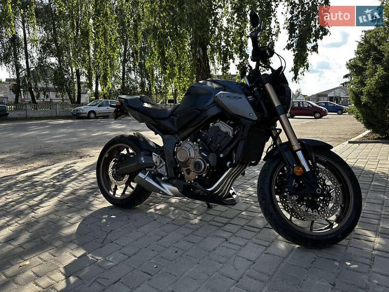 Мотоцикл Без обтікачів (Naked bike) Honda CB 650R 2023 в Бершаді