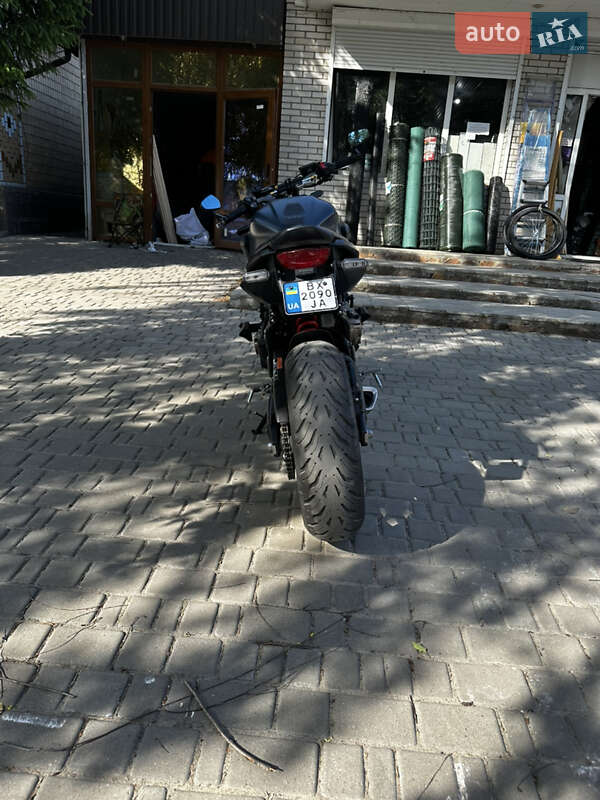 Мотоцикл Без обтікачів (Naked bike) Honda CB 650R 2023 в Бершаді