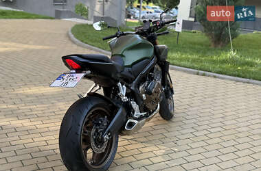 Мотоцикл Без обтекателей (Naked bike) Honda CB 650R 2024 в 