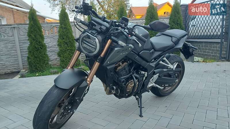 Мотоцикл Без обтекателей (Naked bike) Honda CB 650R 2021 в Виннице фото Мотоцикл Без обтекателей (Naked bike) Honda CB 650R 2021 в Виннице