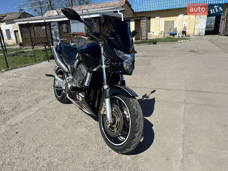 Мотоцикл Без обтекателей (Naked bike) Honda CB 900F Hornet 2002 в Прилуках