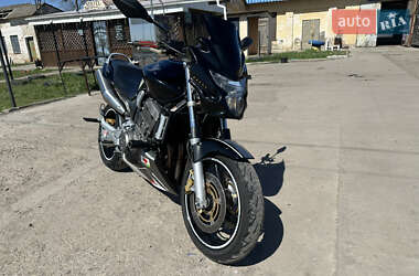 Мотоцикл Без обтекателей (Naked bike) Honda CB 900F Hornet 2002 в 