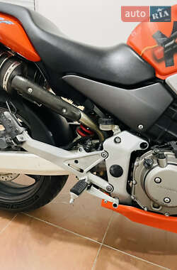 Мотоцикл Без обтікачів (Naked bike) Honda CB 900F Hornet 2002 в 