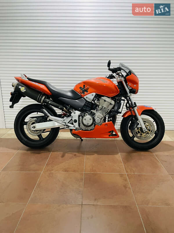 Мотоцикл Без обтікачів (Naked bike) Honda CB 900F Hornet 2002 в Києві