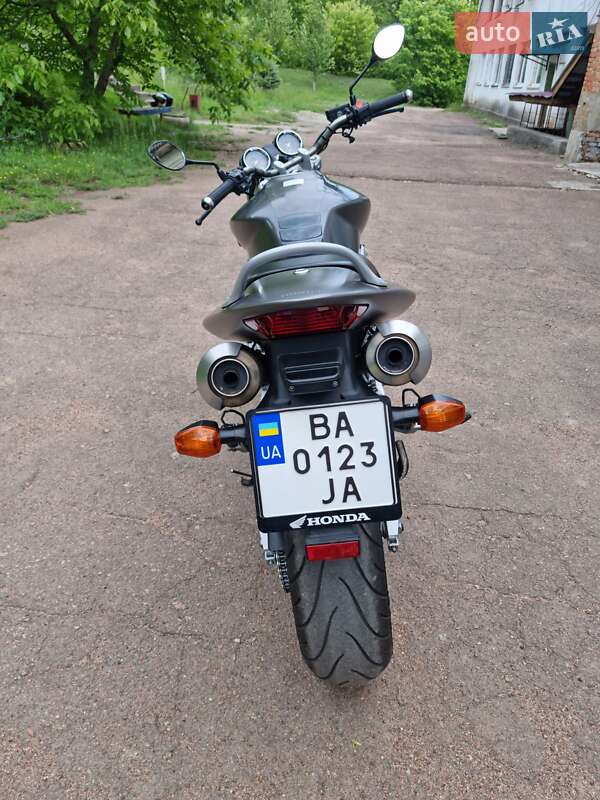 Мотоцикл Без обтекателей (Naked bike) Honda CB 900F Hornet 2003 в Помошной